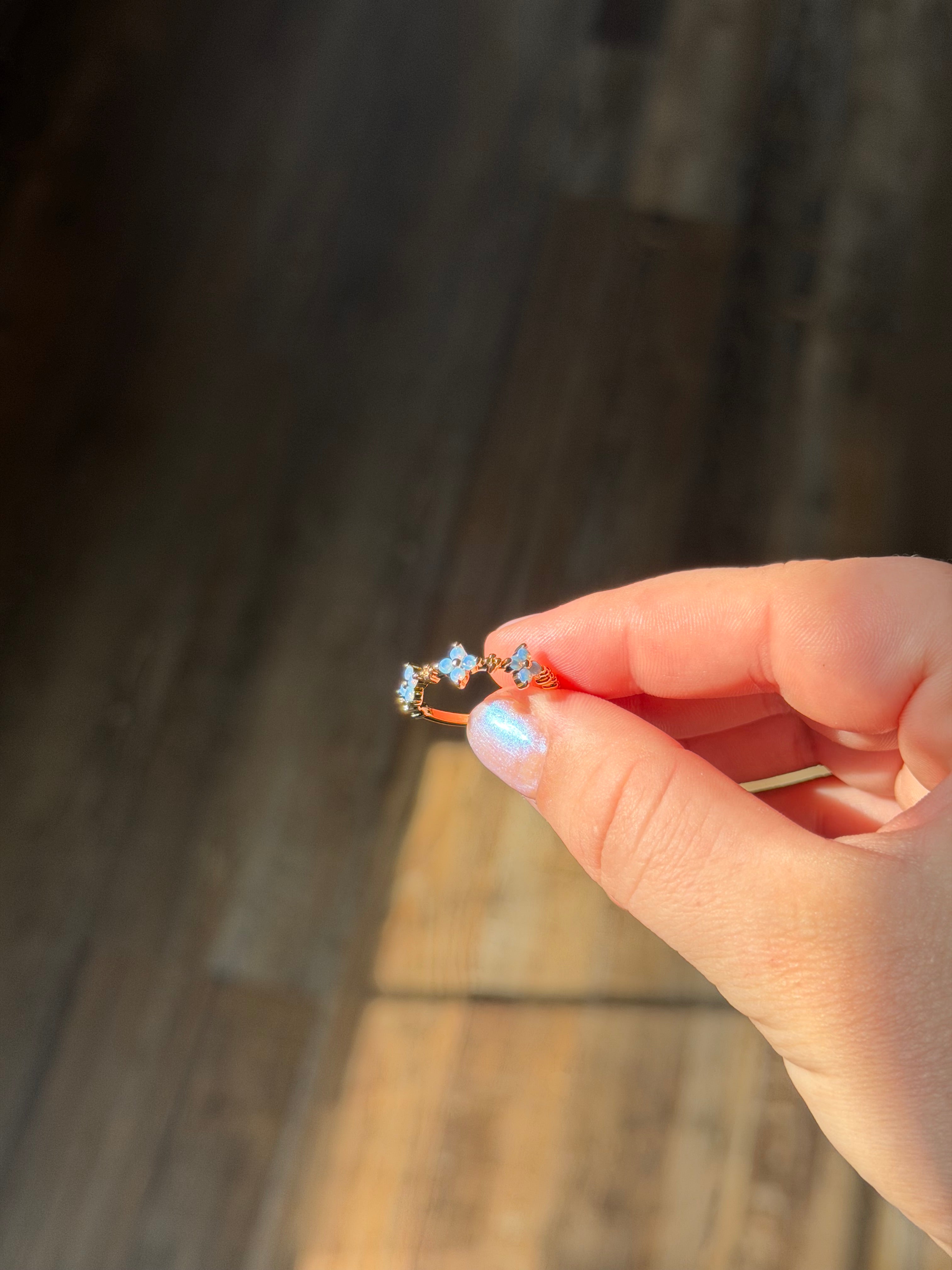 He Remembers (Adjustable)