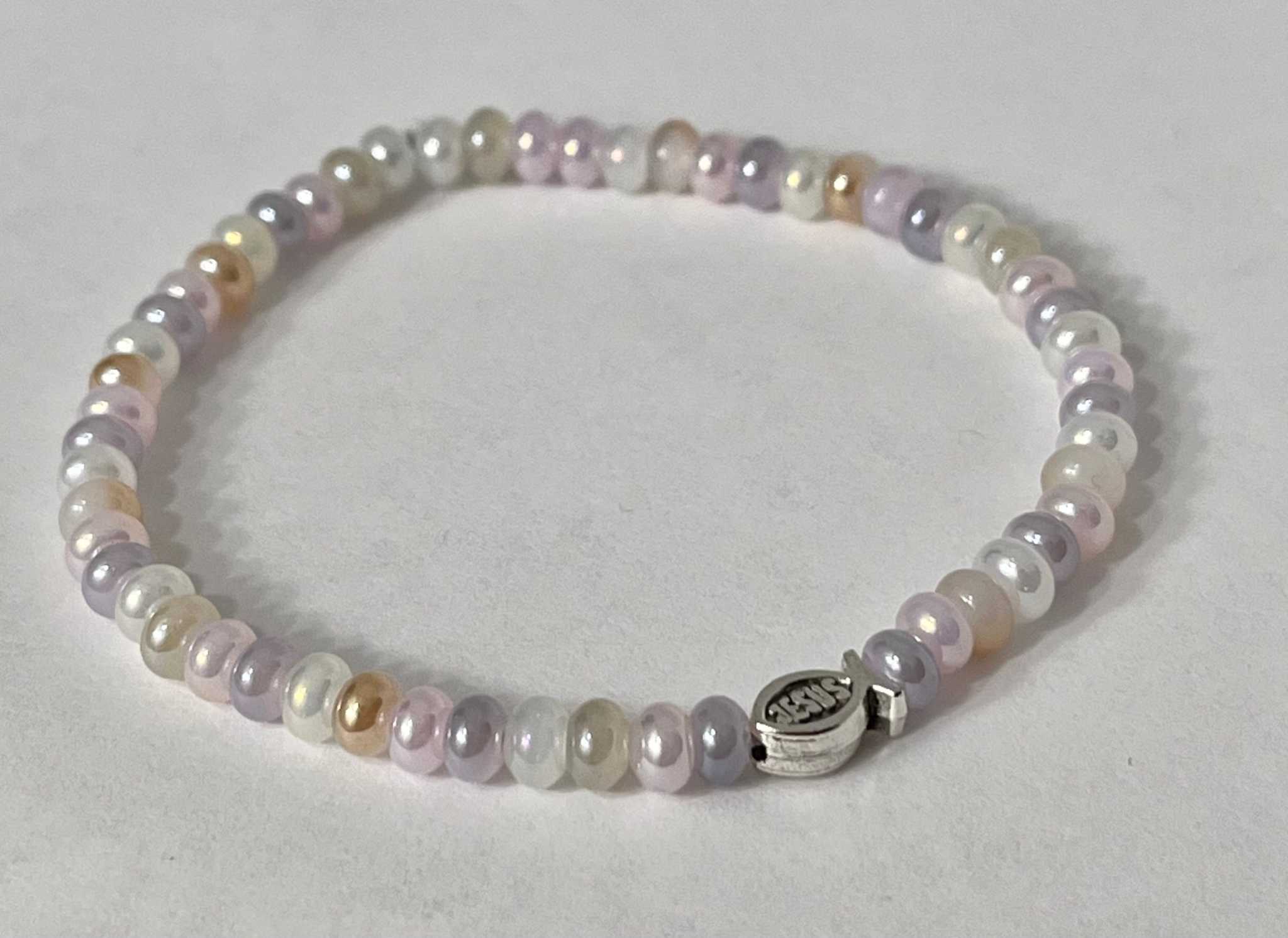 Bead Bracelet with Freshwater Shell & Pearl Beads