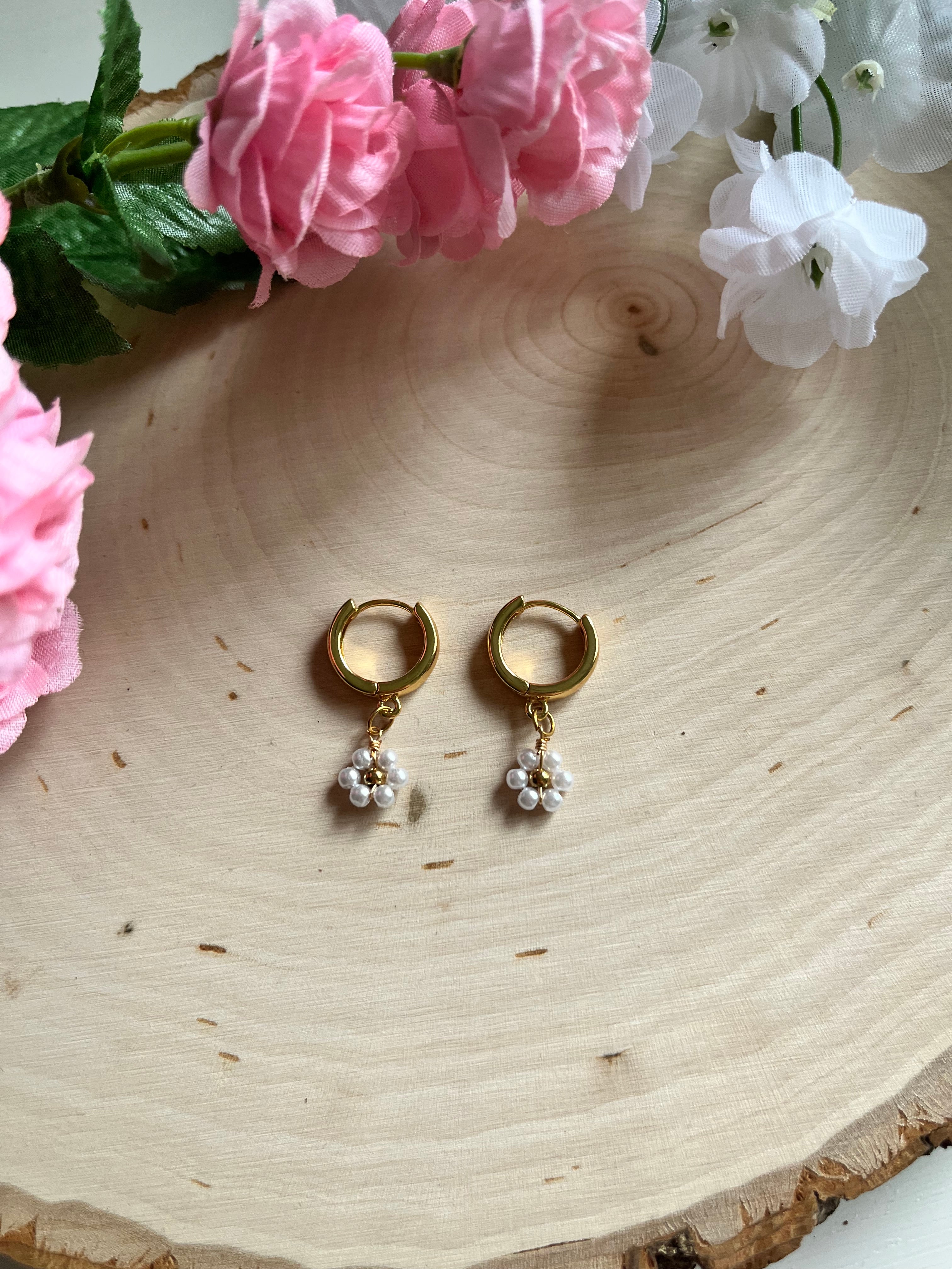 Gold Floral Huggies