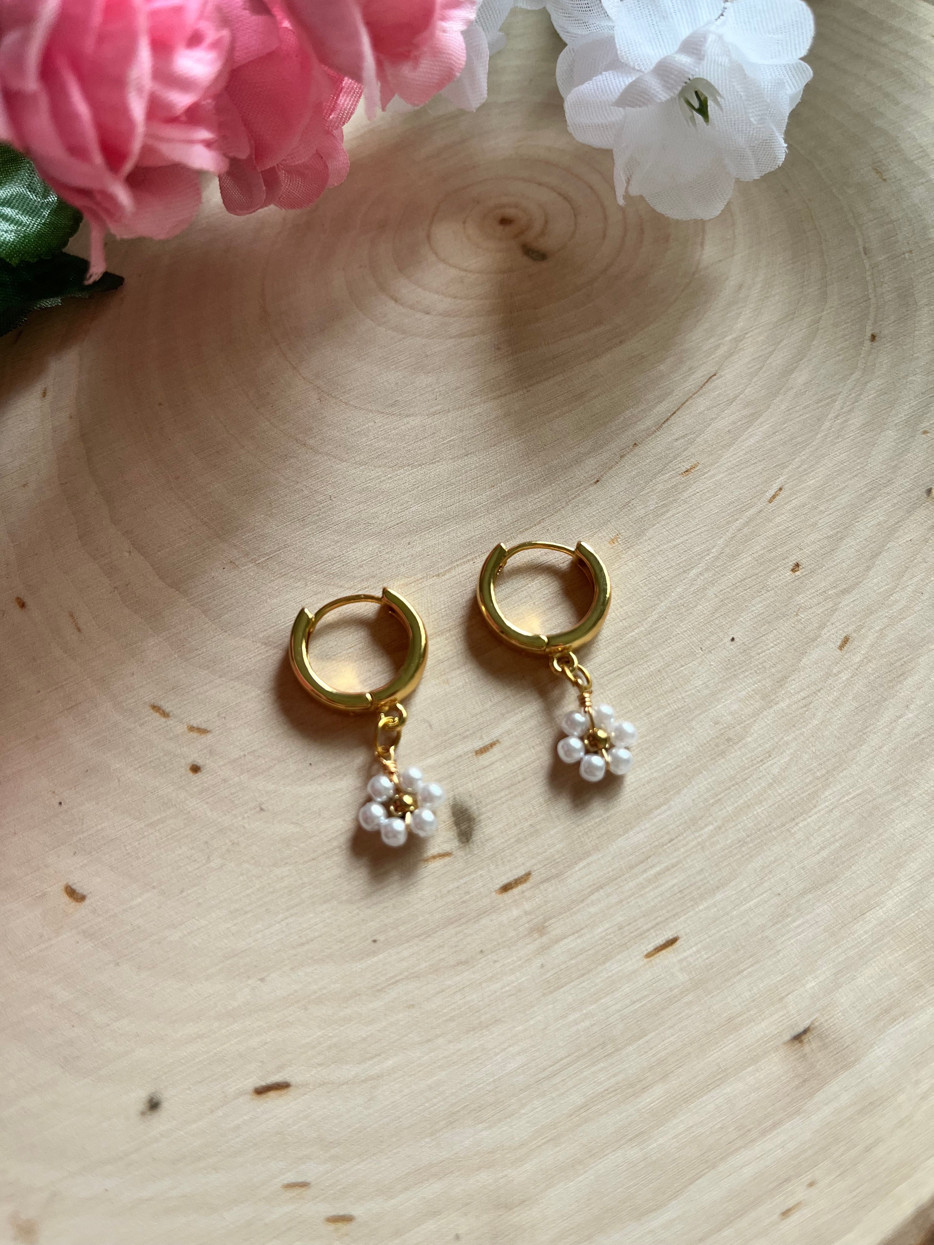 Gold Floral Huggies