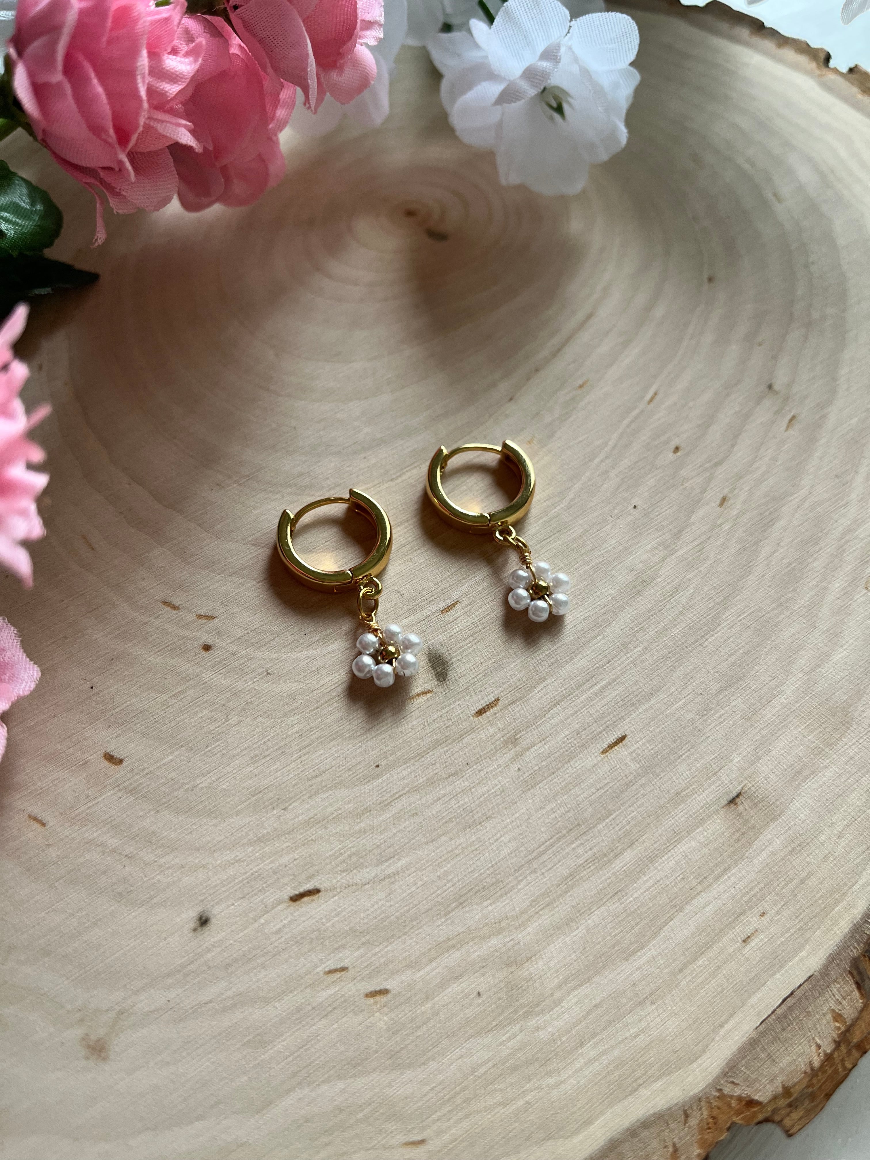 Gold Floral Huggies