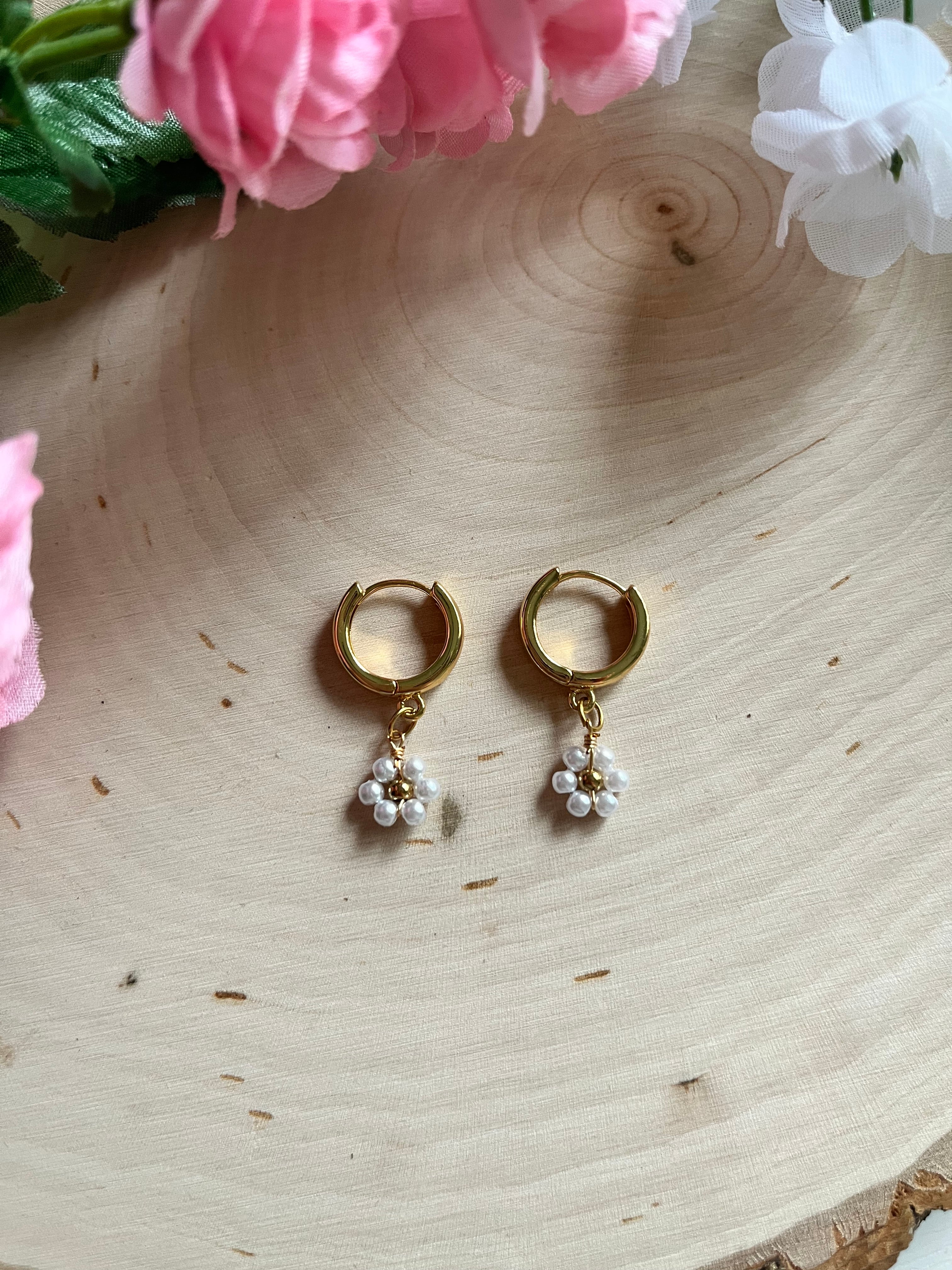 Gold Floral Huggies